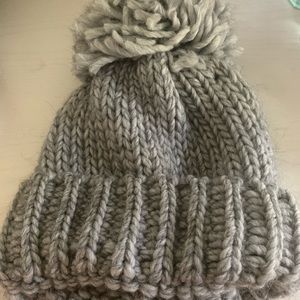 Gelso Bianco Grey Knit Hat